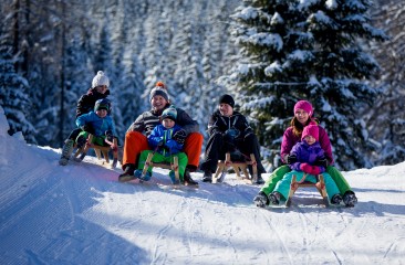 rodeln-mit-der-familie1