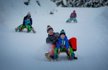 rodeln-mit-der-familie2