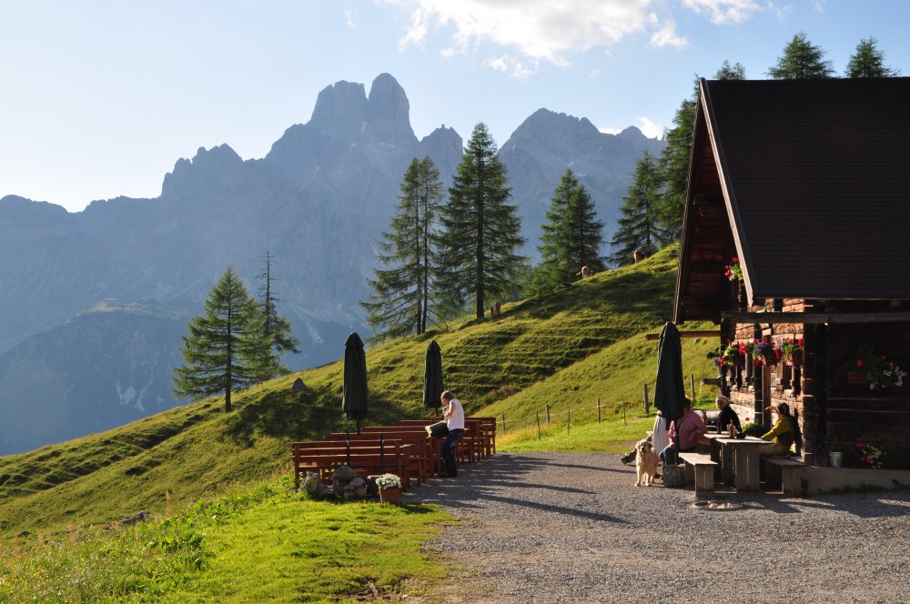 almabend-auf-der-wallehenhuette