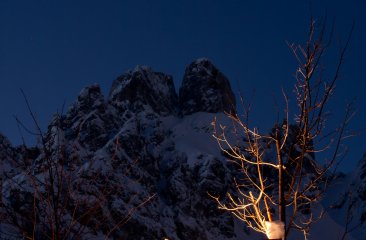 bischofsmuetze-beleuchtet