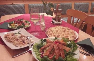 dorfpizzeria-mahlzeiten