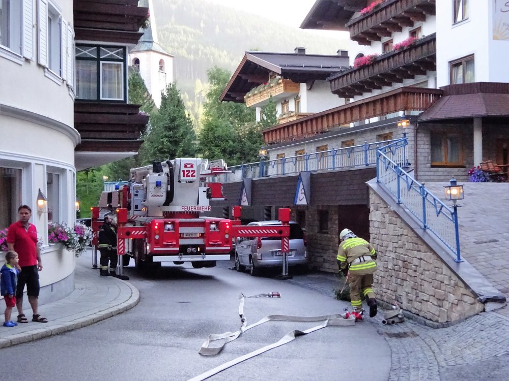 Großübung der Feuerwehr Filzmoos