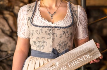 jedem-dirndl-ihr-dirndl