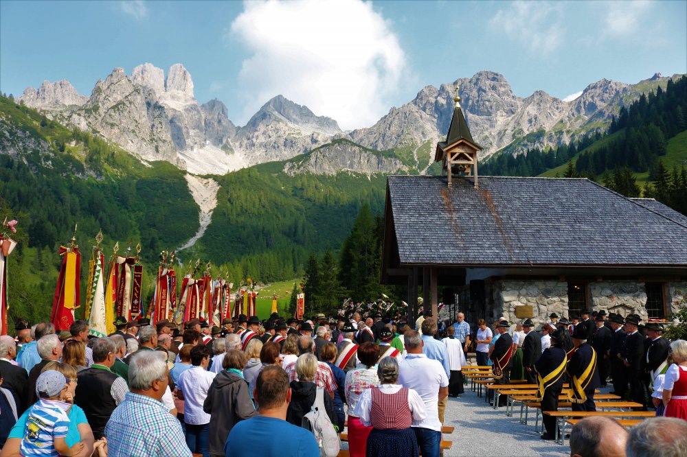Bezirksbergmesse in der Oberhofalm