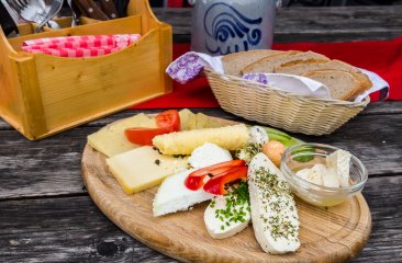 kasjause-auf-der-sulzkaralm