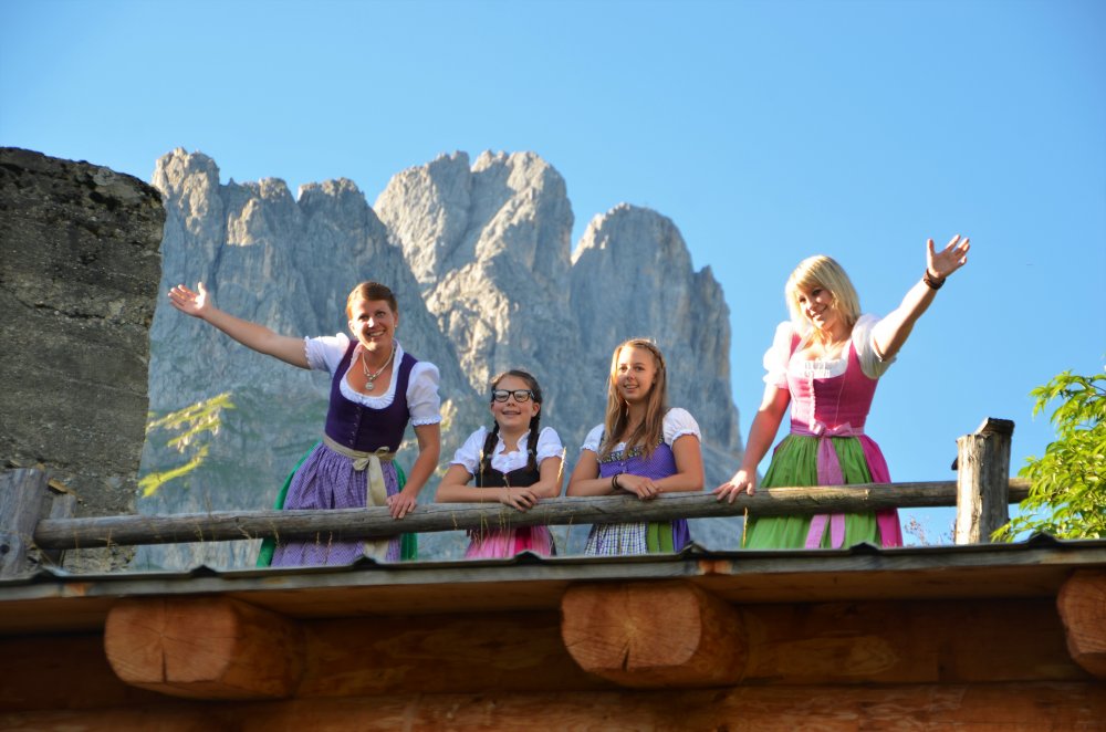 Alm trifft Dirndl - das Almfest mit Modenschau