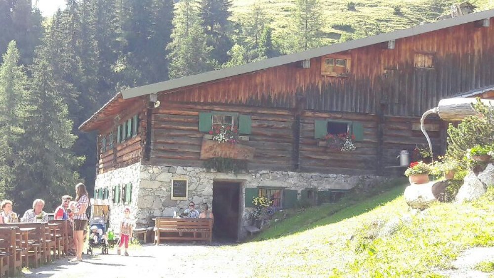 Kirchgasshütte im Gebiet der Aualm