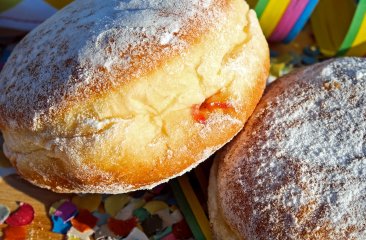 marillenkrapfen-zu-fasching
