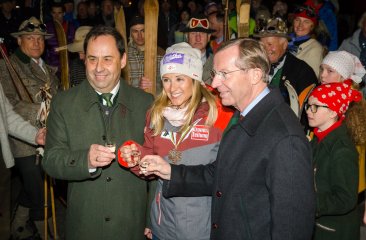 michaela-mit-unserem-buergermeister-und-dem-landeshauptmann