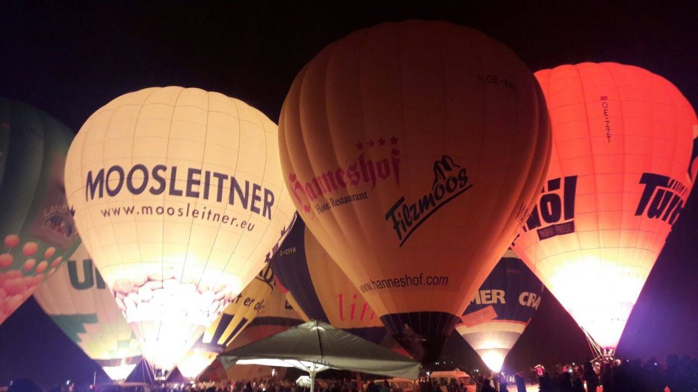 Die Nacht der Ballone - Höhepunkt der Heißluftballonwoche