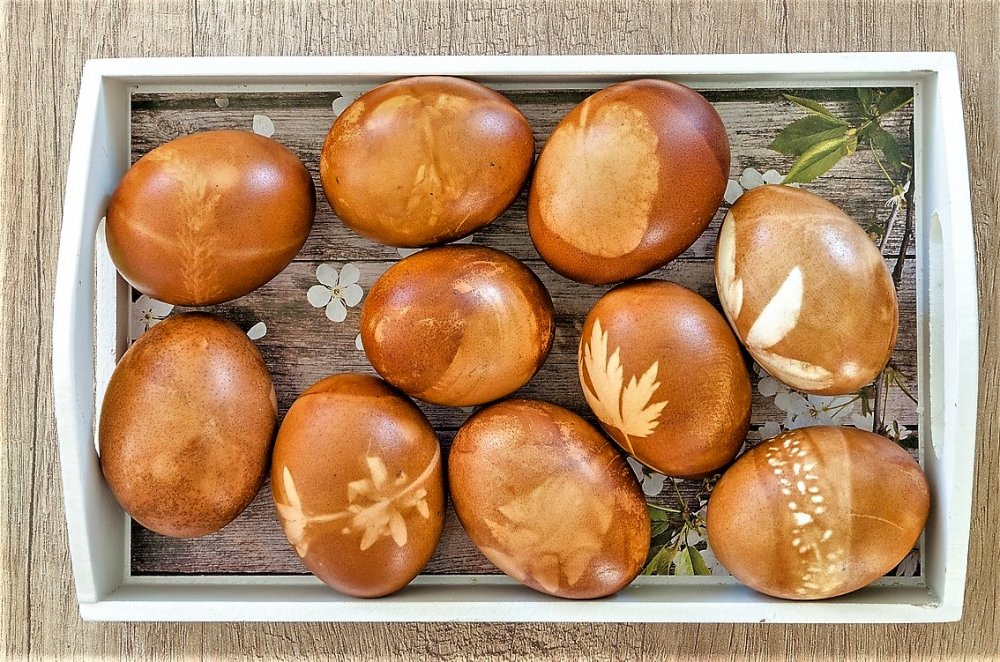 Kunstvolle Ostereier selber färben