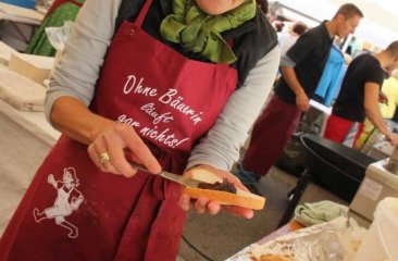 pofesen-einstreichen-beim-almabtrieb