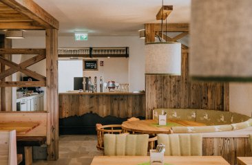 radstaedter-huette-stube2