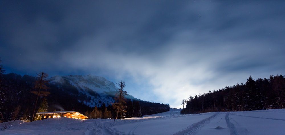 rettensteinhuette_blaue-stunde