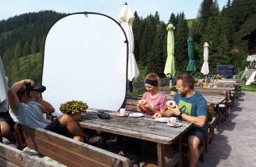 richtiges-licht-beim-krapfenessen