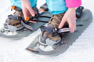 schneeschuhe-anziehen