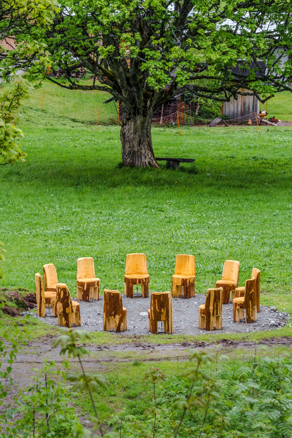 sesselkreis-hinterm-boegrainhof