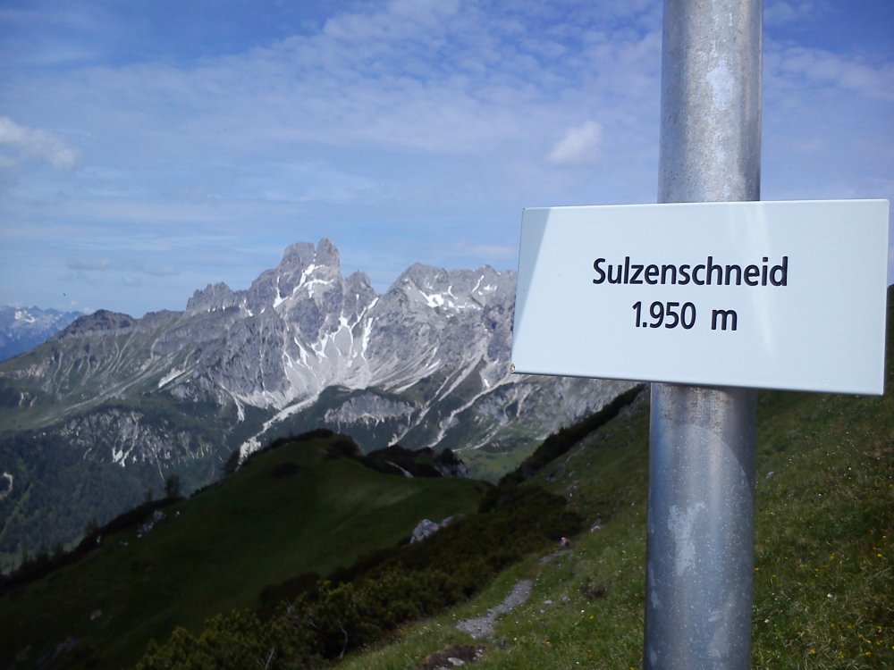 Wir sind über die Berge zu dir gekommen